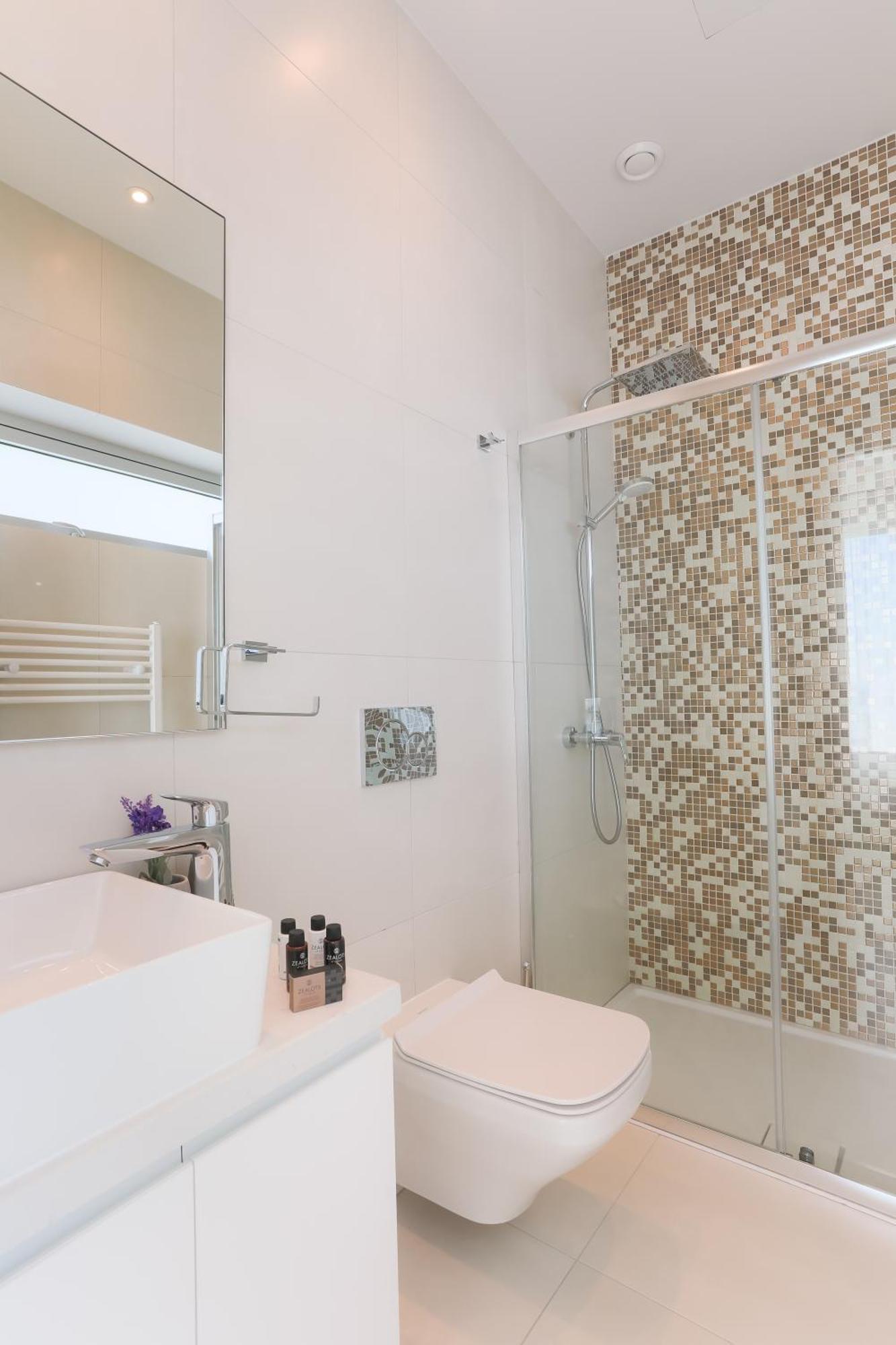 Sea Pearl Beachfront Villas - Breeze أيا نابا المظهر الخارجي الصورة