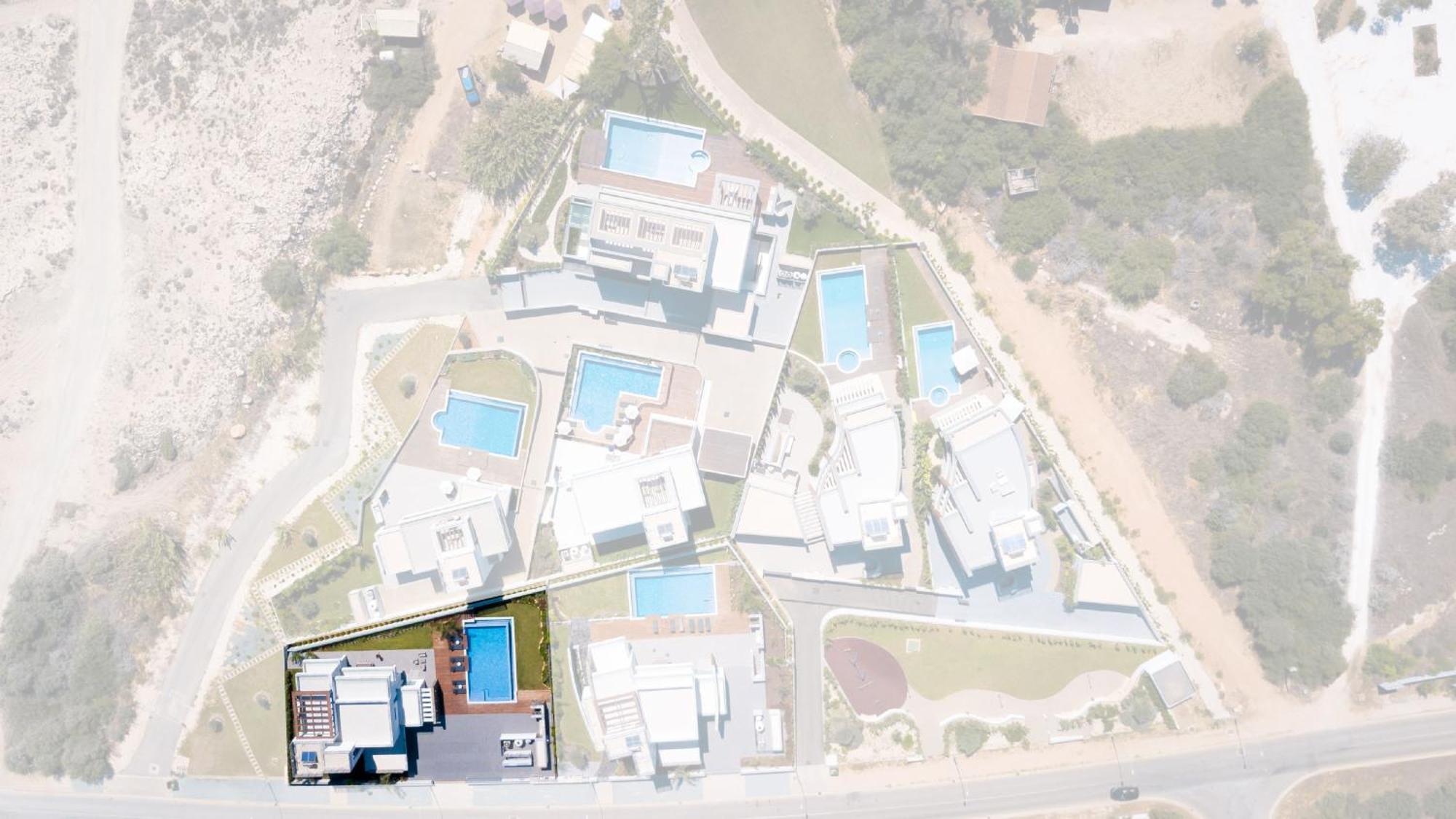 Sea Pearl Beachfront Villas - Breeze أيا نابا المظهر الخارجي الصورة